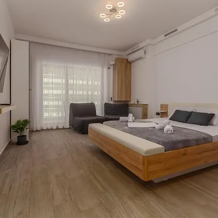 Del Mar Cozy Mamaia